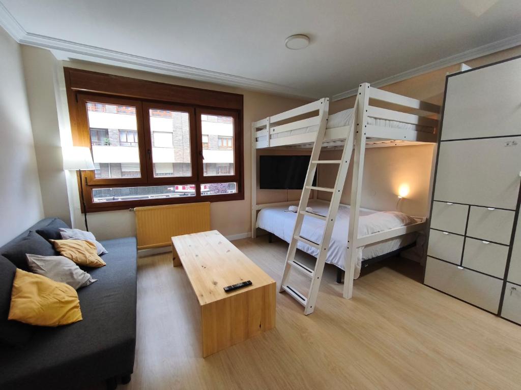 Estudio Céntrico A4, Oviedo