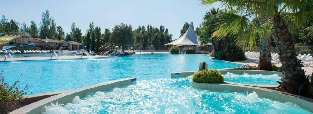 Mobilhome 6-8 personnes - Camping La Carabasse - 2