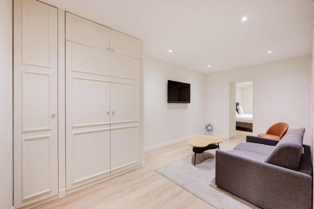 Central Apartement 6p L004 - 2