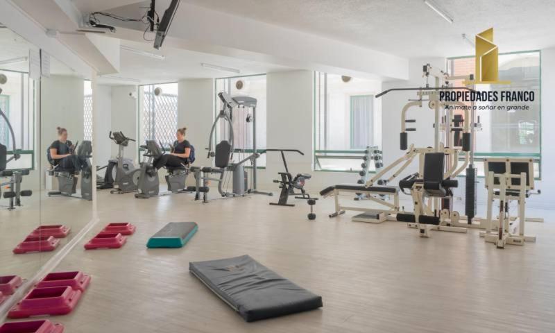 Excelente depto para 5 personas, muy bien ubicado, con piscina y wifi 19 - 5