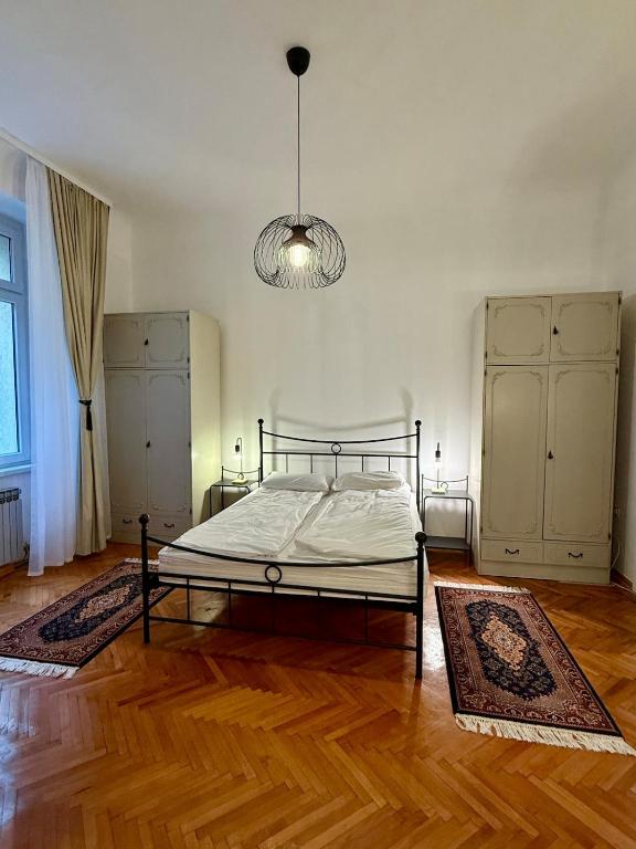 Maison 117 - Spacious City-Center Apartment - 2