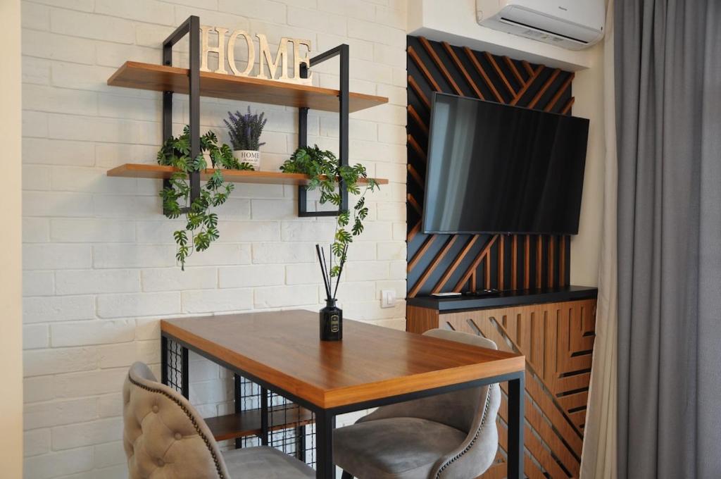 BW Studio Oasis, Bělehrad