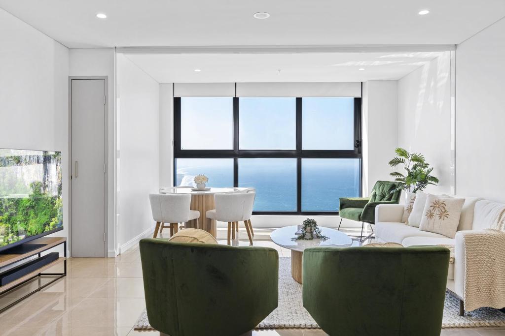 OCEAN Views in Beachside 2-Bedroom Unit - Q Stay, Gold Coast