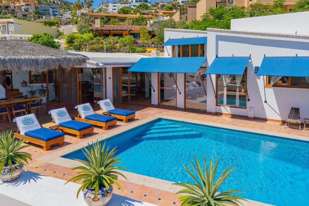 La Casa de La Familia Decker by Cabo Villas - 4