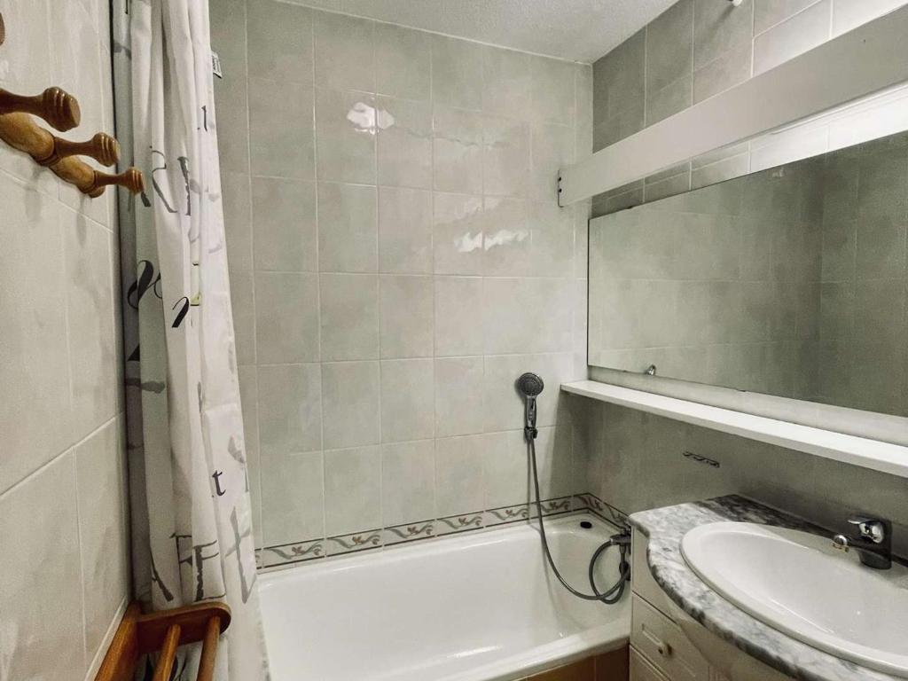 Appartement authentique 2 Étoiles aux Menuires avec wifi - FR-1-852-5 - 5