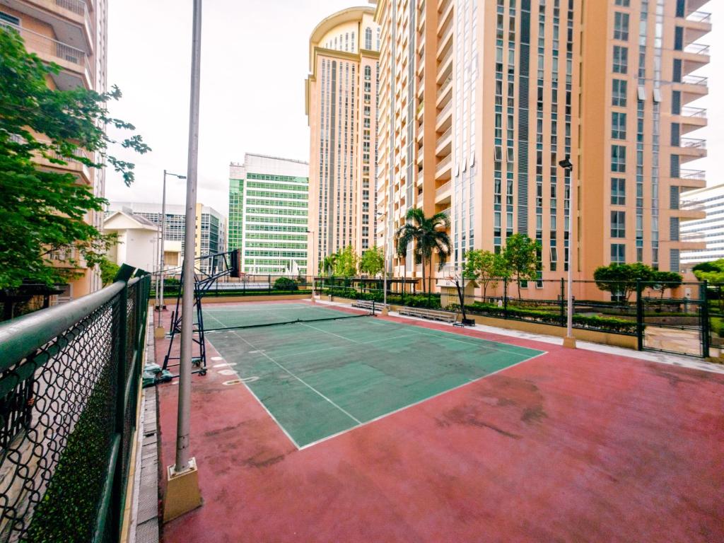 Tennis court
