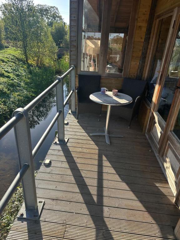 Escape to the Country Lodge, Weston photo 5
