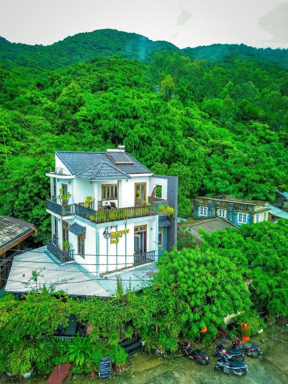 Monkey Homestay & Bar - 4