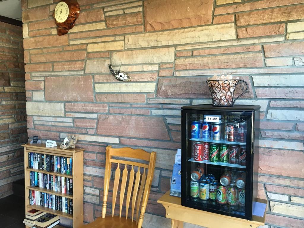 Breakers Boutique Inn photo