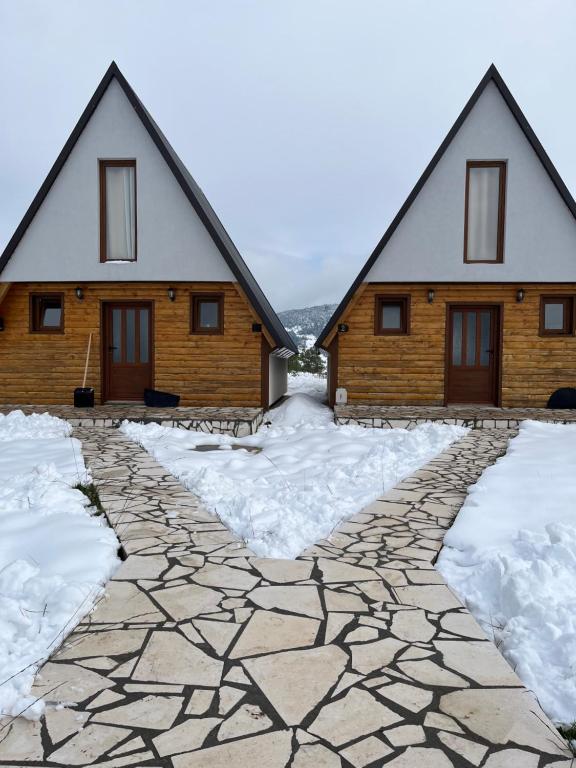 4Seasons Mountain Home 1 - 2