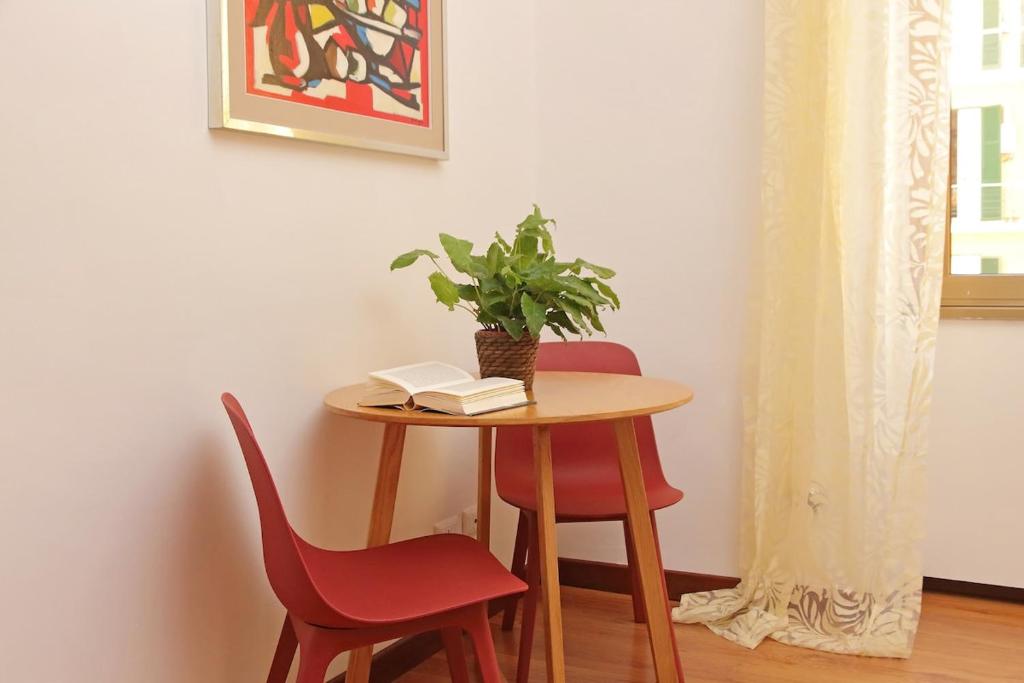 Warm, cozy apartment near the Colosseum - 4