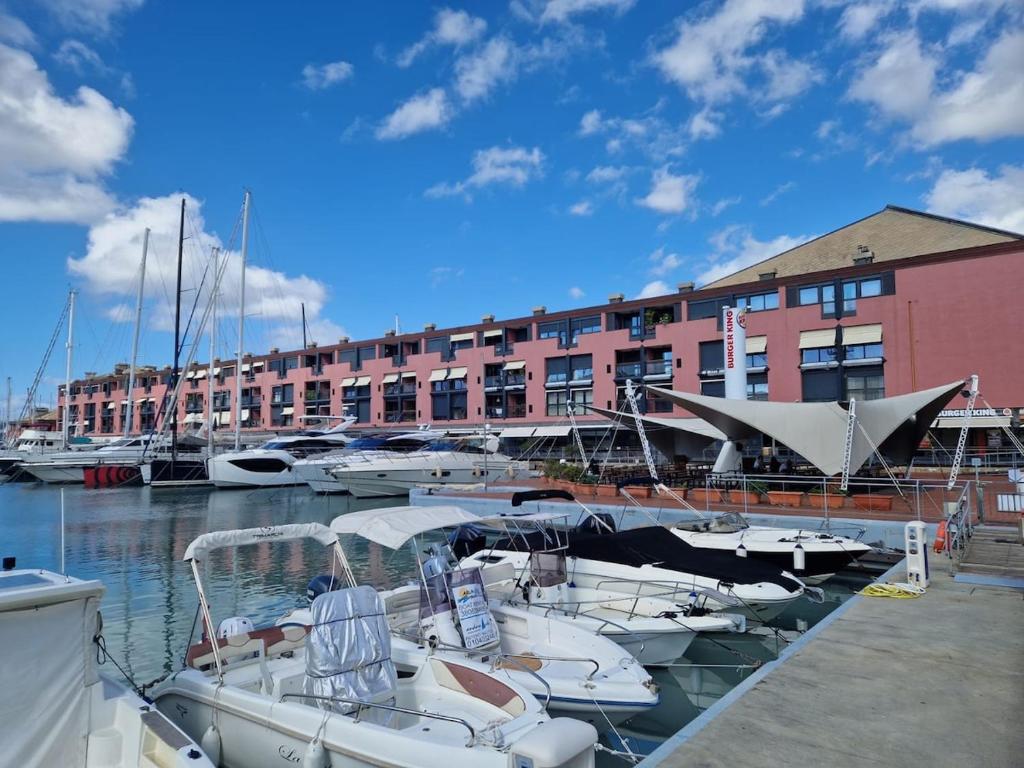 Il Rifugio nel Porto Antico - The Refuge in the Old Port -Le Refuge dans le Vieux Port - 3