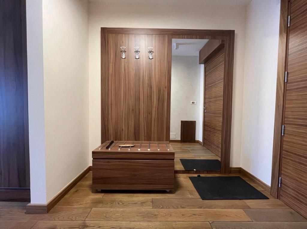 Vučko Private Apartment with balcony - 5