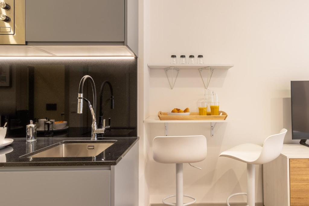 Charming Studio for Two in Beautiful Chamberí - 4