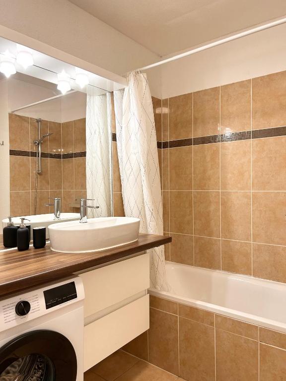 Logement 2 pièces cosy avec parking privé - 3