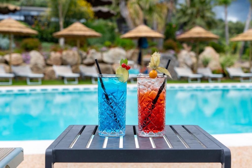 Cala Sinzias Resort — Basen in Castiadas, Sardynia