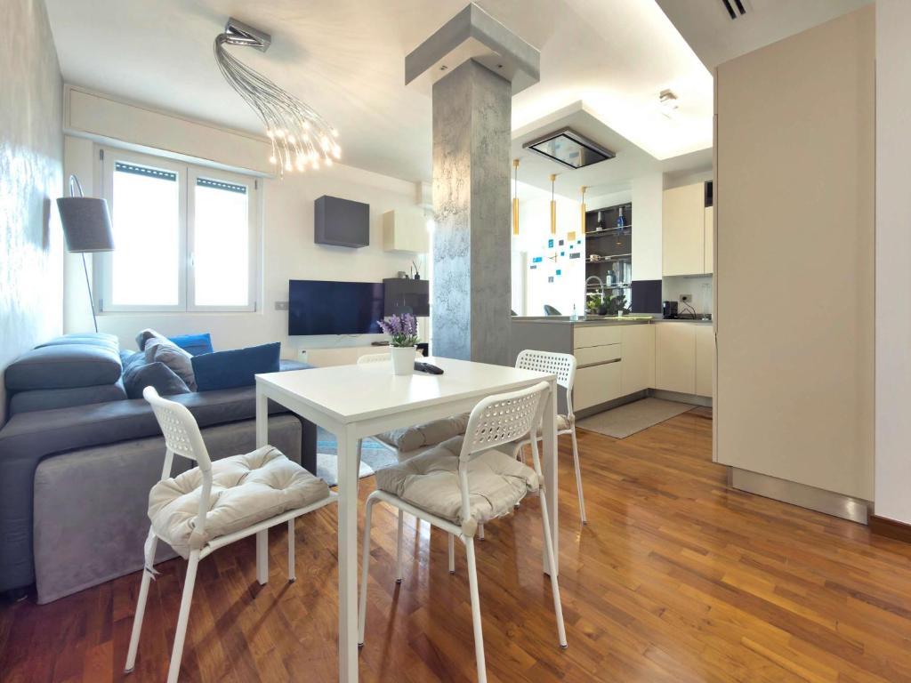 Homeby, Casa Laura, Milan