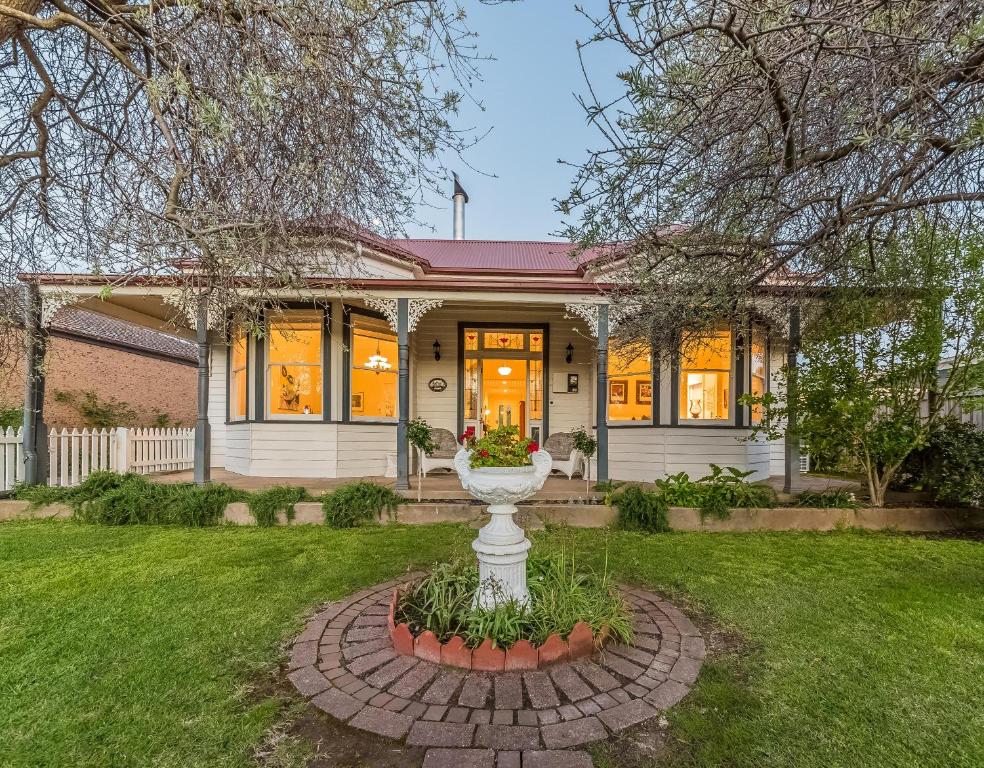 Federation House on Genesta St Central Cowes, Cowes