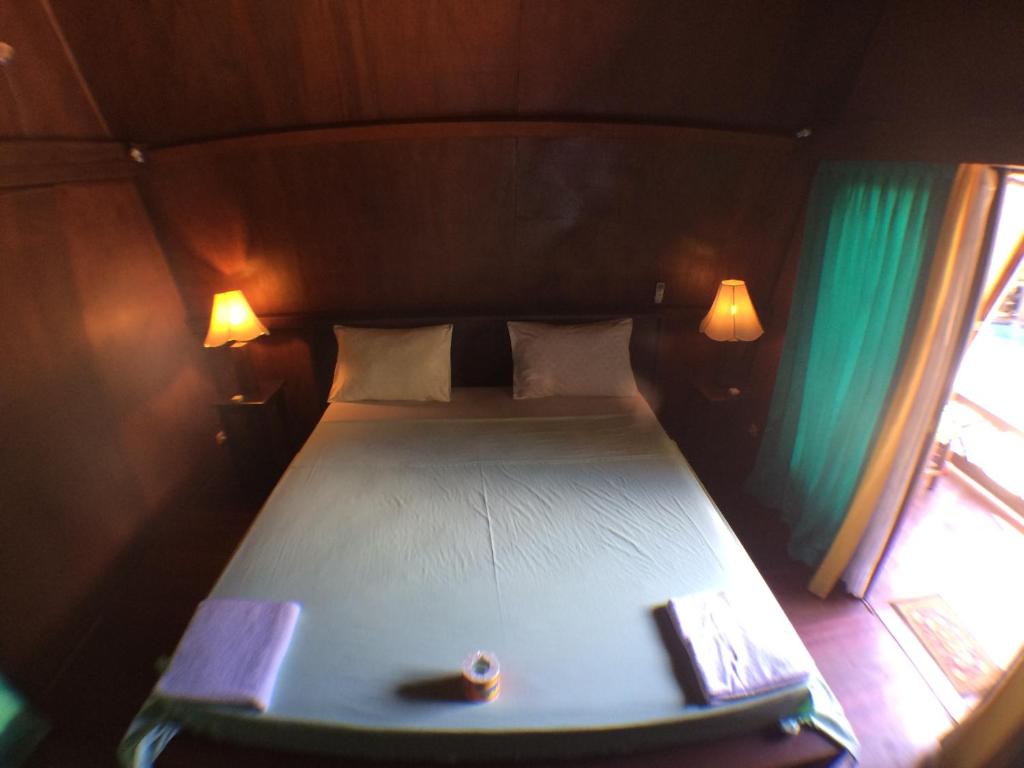 Coral Beach II Guest House photo