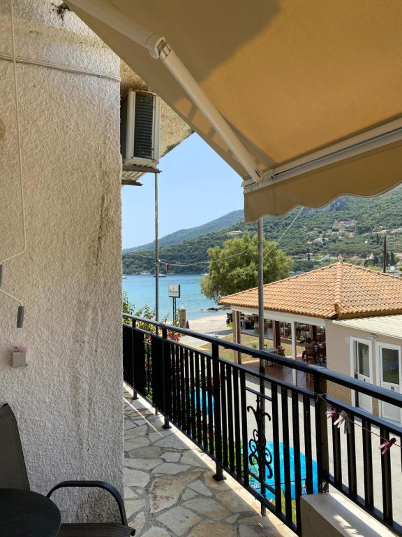 Pansion Limni — Hotel rooms in Keri, Ionian Islands