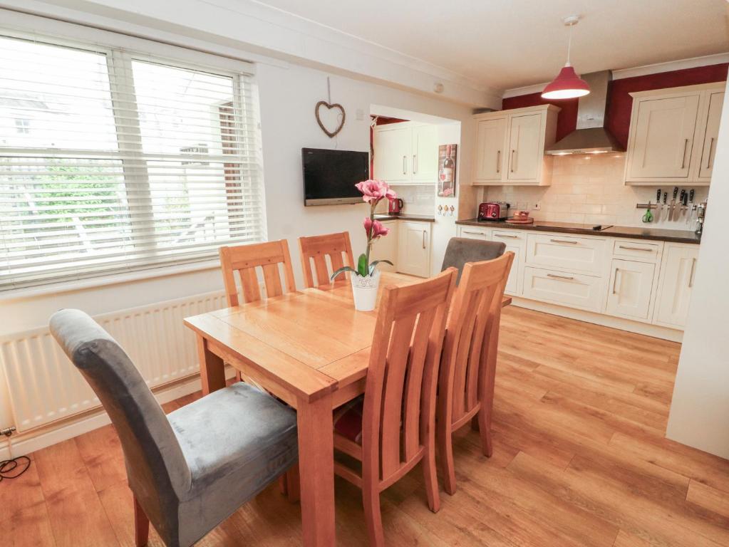 Riverside Cottage, Cockermouth photo 3