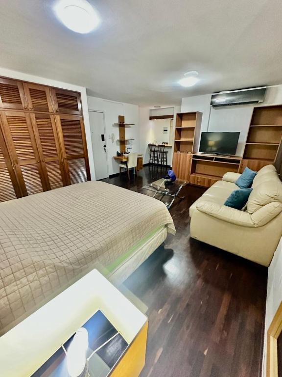 Suite Ejecutiva full equipo en Los Palos Grandes - 5