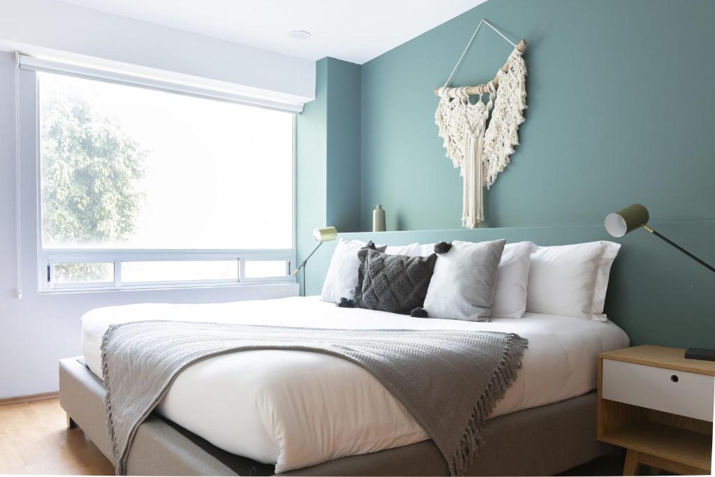 Capitalia - Chic and Stylish Flat - 2