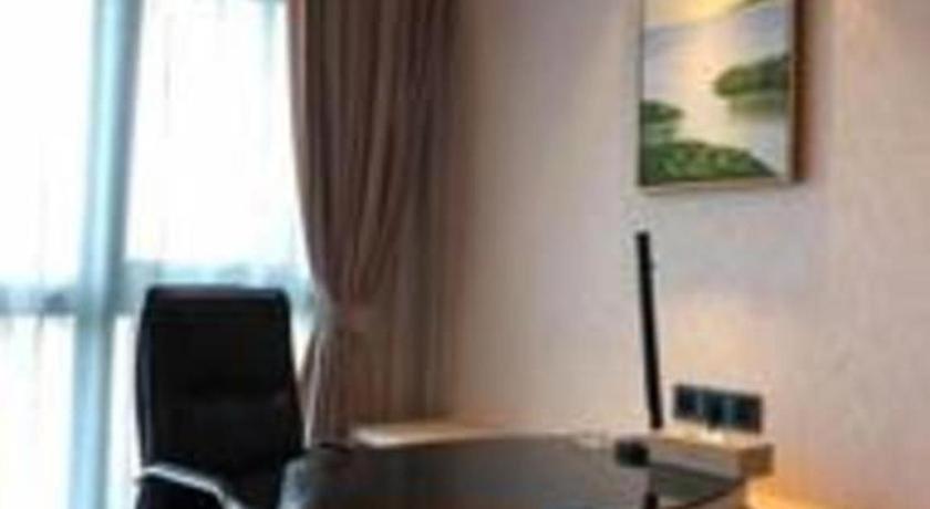 Howard Johnson by Wyndham Life Changrong, Qinzhou