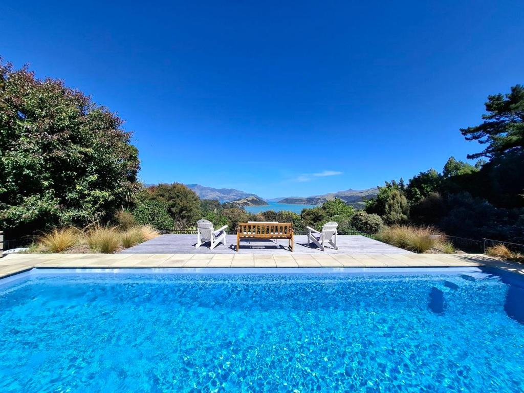 Twin Gullies, Akaroa