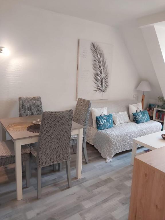 Cosy appartement dans une villa avec piscine, proche du centre et de la mer - 5
