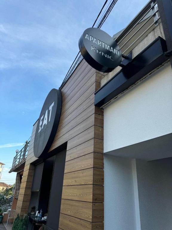 Apartmani Krnić, Tuzi