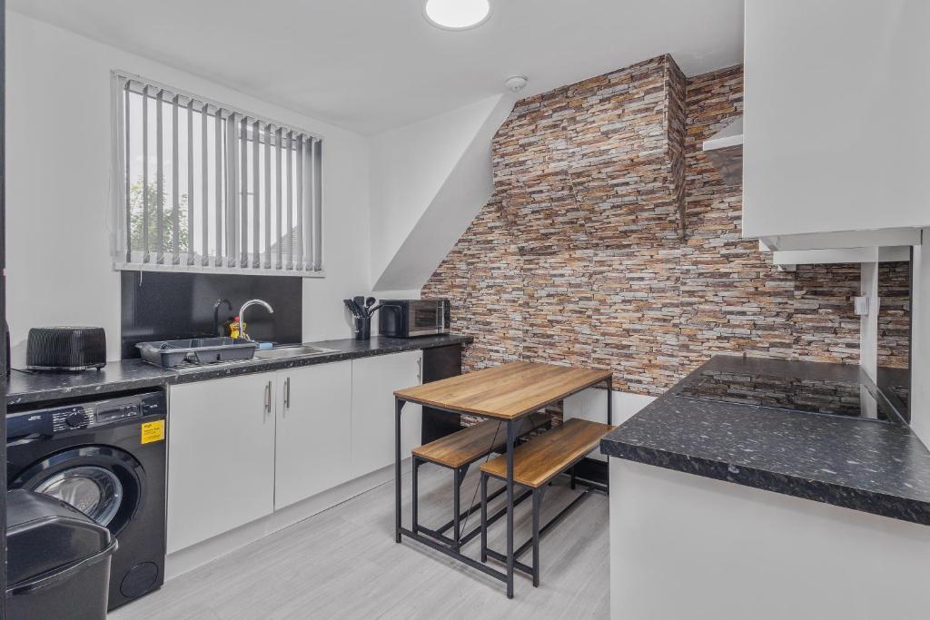 Luxury 2BR Retreat Sheldon, Sheldon