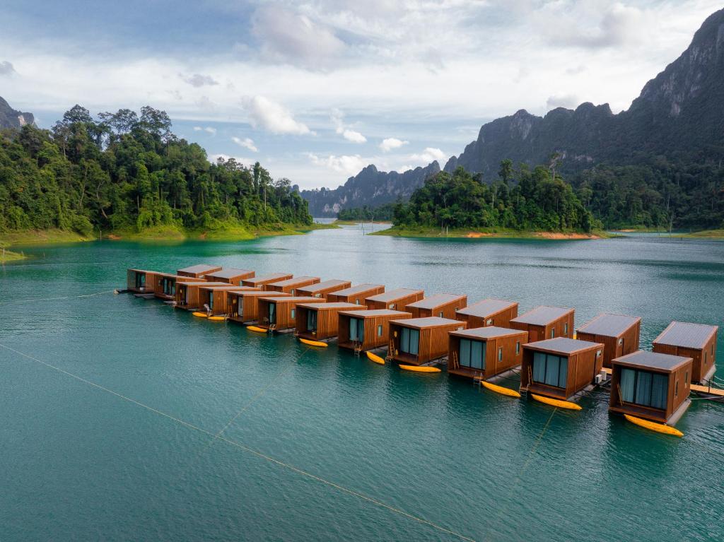 360 issara Floating Resort, Ban Bang Kaeo
