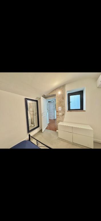 Domitilla - 1