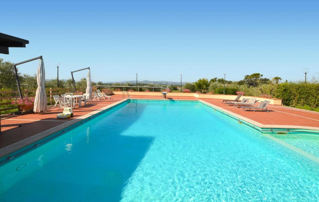 3 Bedroom Pet Friendly Home In Arezzo - 1
