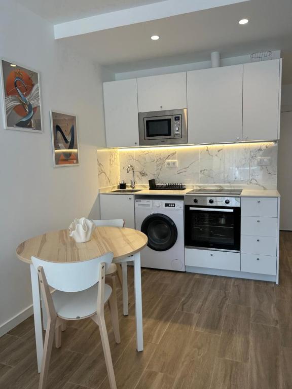 Sunny Studio Torremolinos - 4