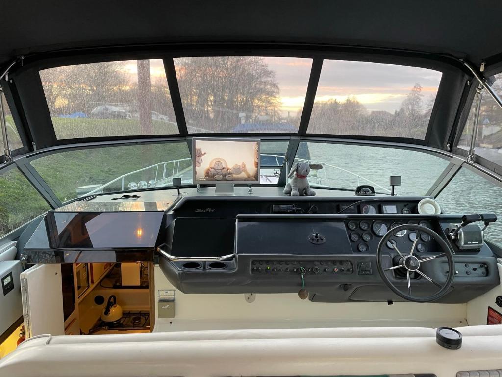 Roxanne - Boat, Skipton