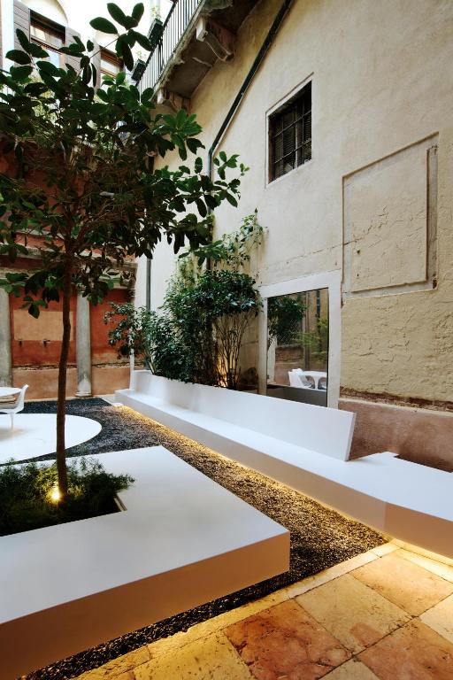 pW - A contemporary jewel in Palazzo Widmann - 5