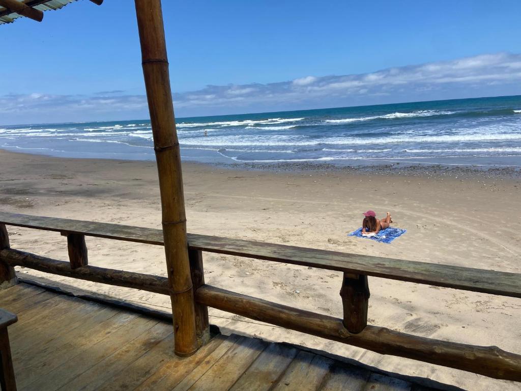 Hostal Rosa Mística, Montañita