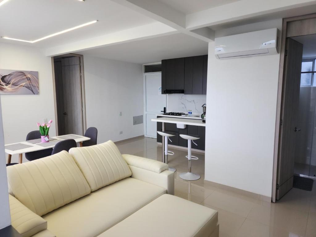 Novedoso y espacioso apartamento - 5