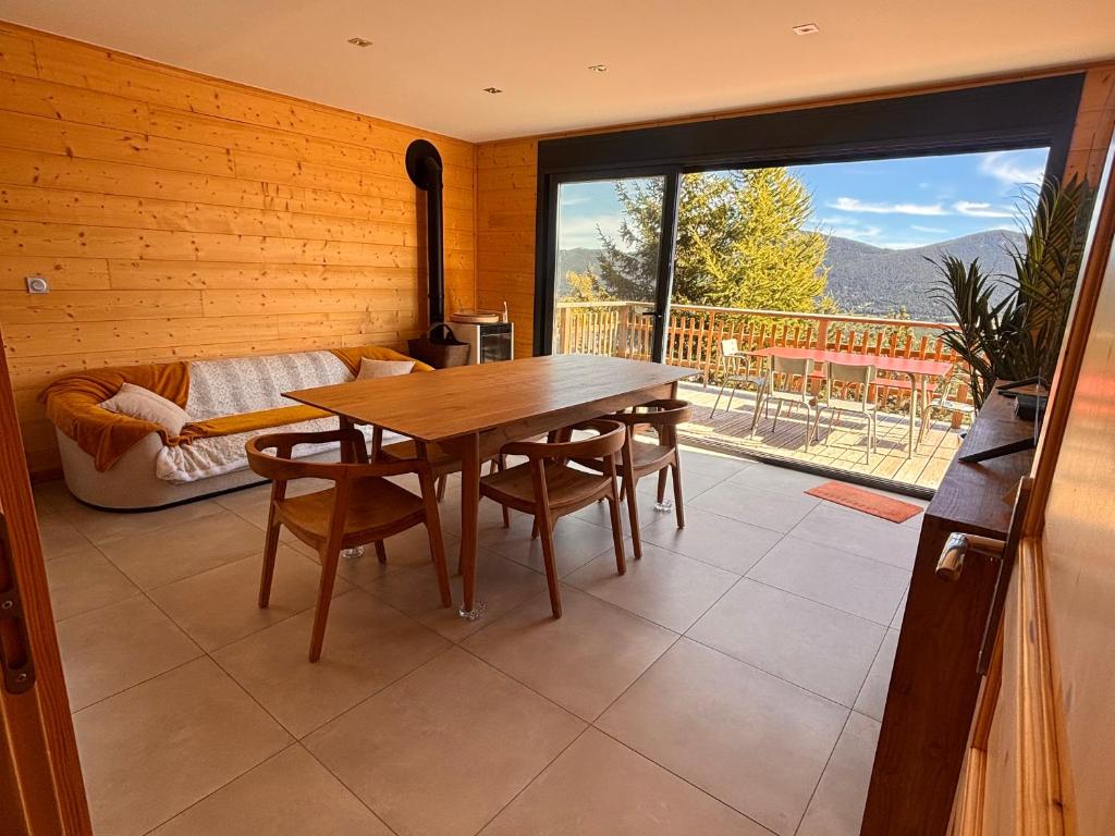 Chalet moderne 100m² pour 8 pers - Vue sur le lac - FR-1-758-44 - 4