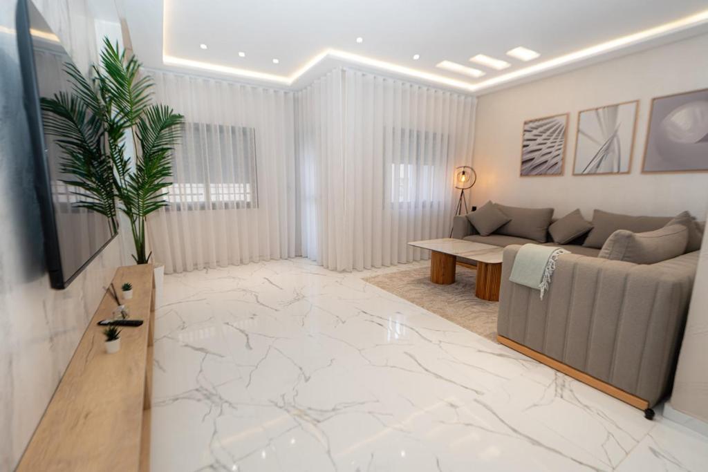 Welcomly 11 - Luxury apartment in Tangier, Tanger