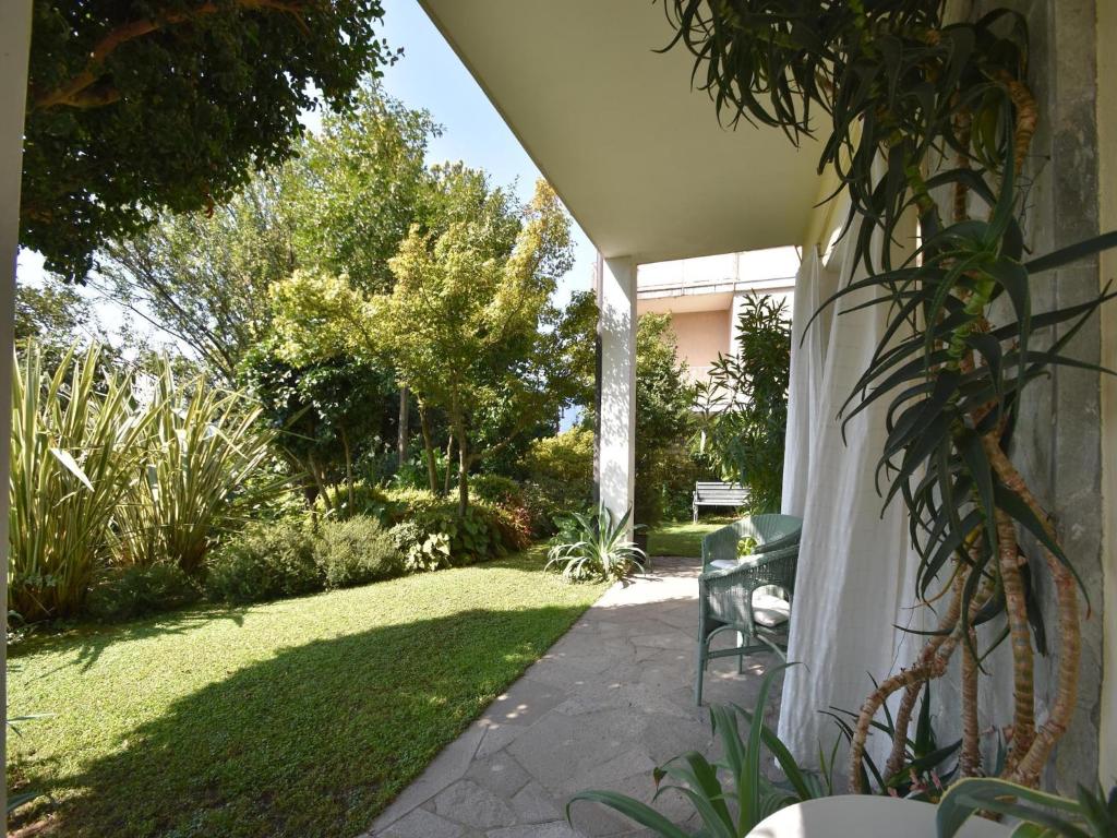 Chalet by Lake Maggiore with Garden Views - 3
