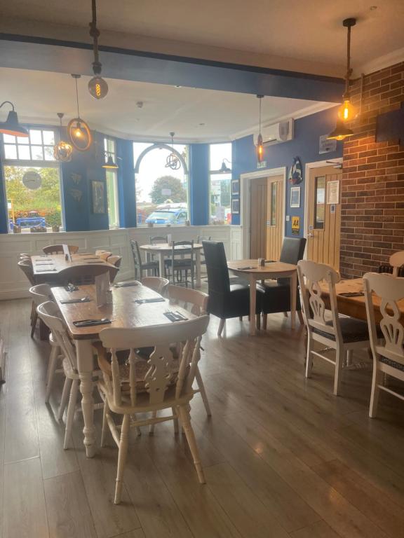 The Queen Phillippa フロント・ロビー