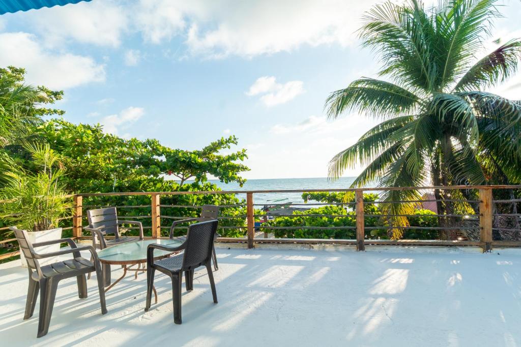 Kuruba beach home stays - 5