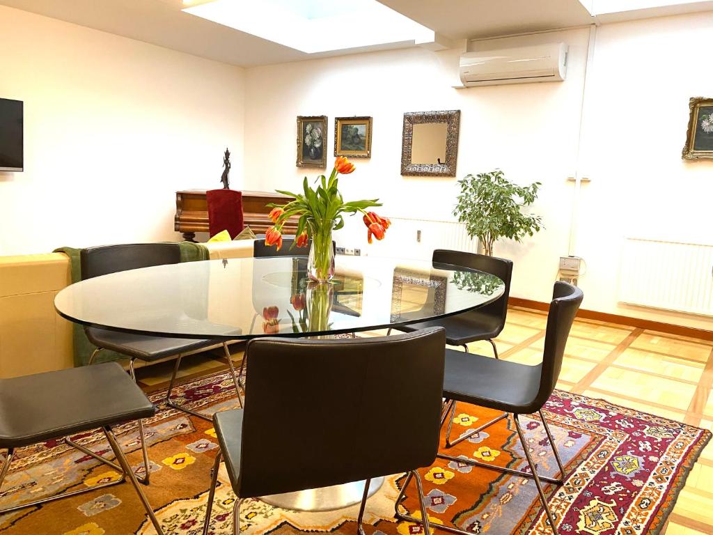 City Suite Grazbachgasse - 5