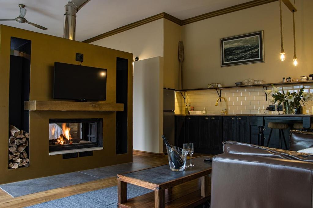 L'Or Marin, Brenton-on-Sea