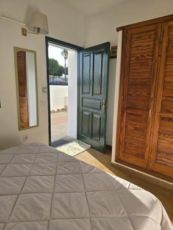 Europe Sun Bungalow 1 - 4