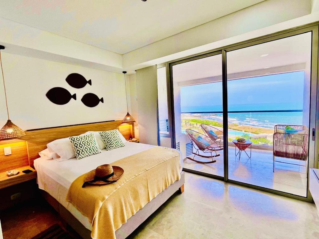 Beachfront Apartment - Pool - Jacuzzi - Wi-Fi - 1
