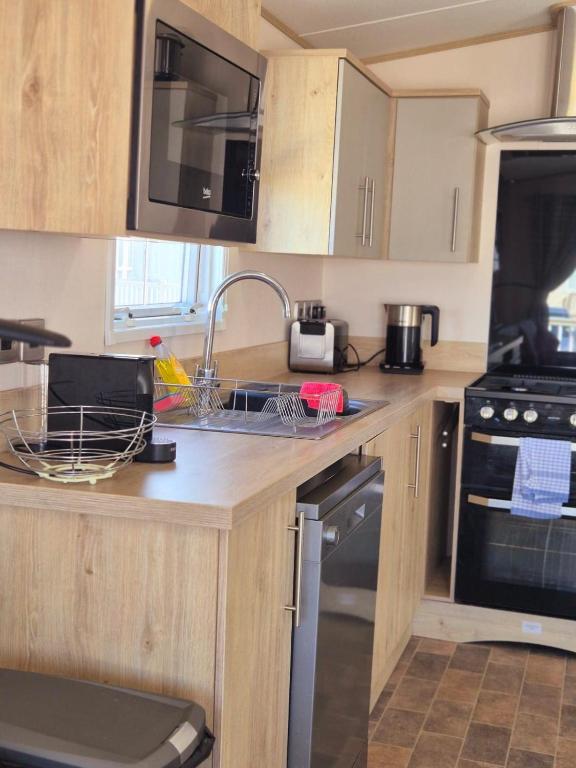 ABI Beverley, Whitstable photo 8
